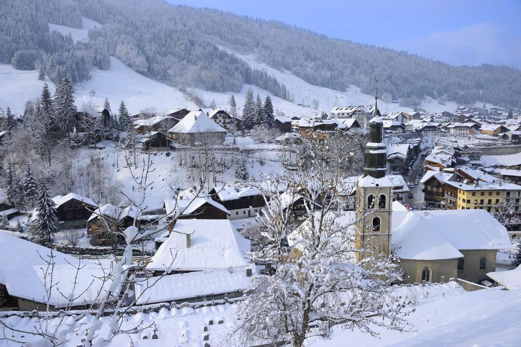 Schuss B8 Apartamento Morzine Exterior foto